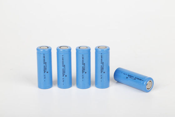 IFR 18500 Lifepo4 बैटरी 3.2v 1000mah सौर प्रकाश के लिए बैटरी सेल CE प्रमाणित
