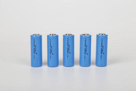सौर ऊर्जा प्रणाली के लिए LiFePo4 IFR 26650 लिथियम आयन रिचार्जेबल बैटरी 3.2V 3300mAh