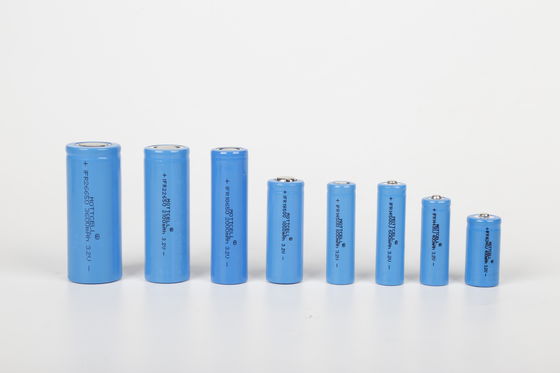 3.7V 18650 ली आयन बैटरी सेल 3000mAh 0.5C डिस्चार्ज दर 45g वजन