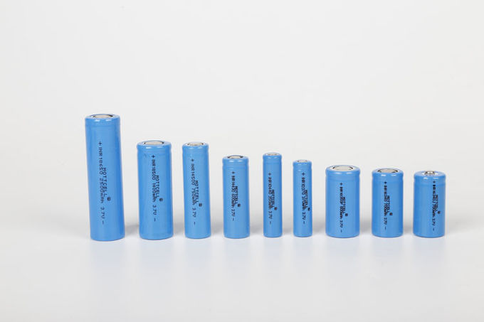 3.2V 3300mah 26650 Lfp ली आयन बैटरी सेल प्राथमिक फॉस्फेट बैटरी खिलौनों के लिए 4